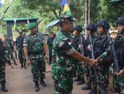 Berikan Penekanan dan Motivasi Guna Meminimalisir Pelanggaran, Ðanrem 174/ATW Sambangi Satgas Yonif 725/Woroagi
