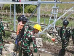 Satgas Mobile Raider 300 Siliwangi Bantu Percepatan Pembangunan di Papua