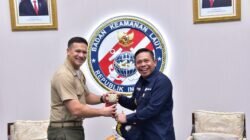 Bahas Kerja Sama Bilateral, Kepala Bakamla RI Terima Kunjungan U.S. Naval Attache